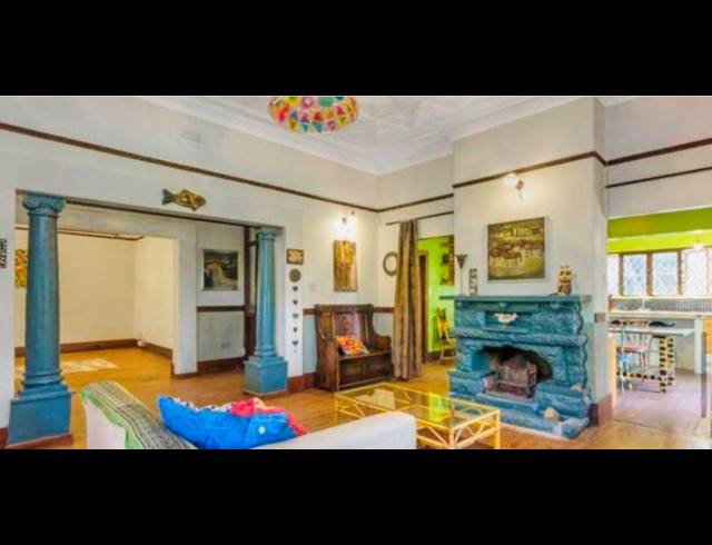 3 BEDROOM HOUSE FOR SALE IN BEZUIDENHOUT VALLEY
